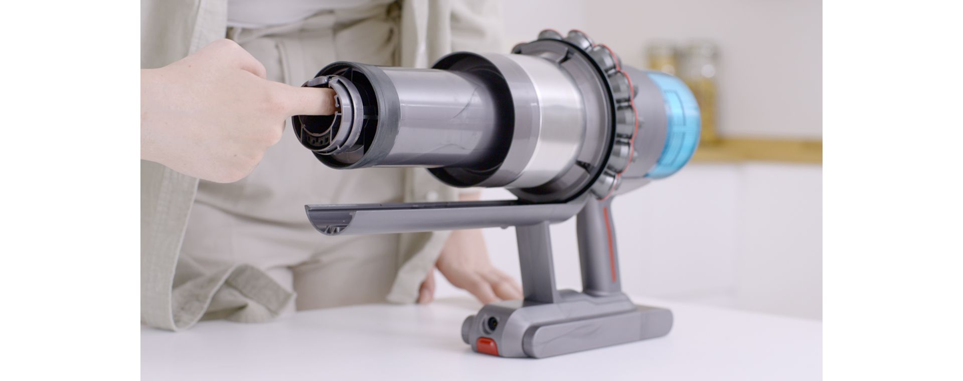 Support & How to Guides for your Dyson Gen5 Detect Outsize Dyson